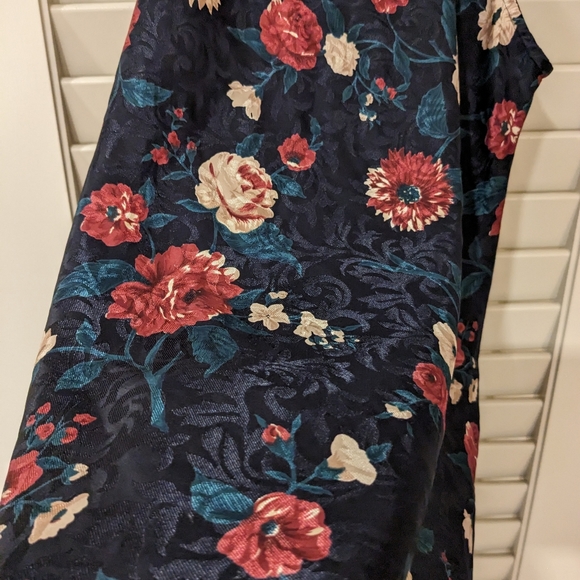 Vintage Silky Lingerie Cacique Slip Dress with Bows (Navy Floral, Size: Small) - Picture 3 of 7